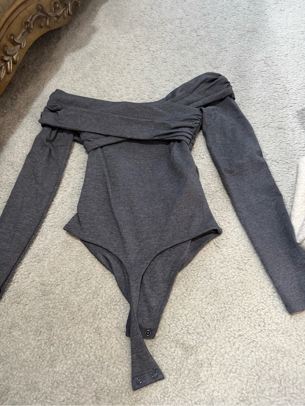 Aritzia Off-Shoulder Long Sleeve Bodysuit in Charcoal Gray